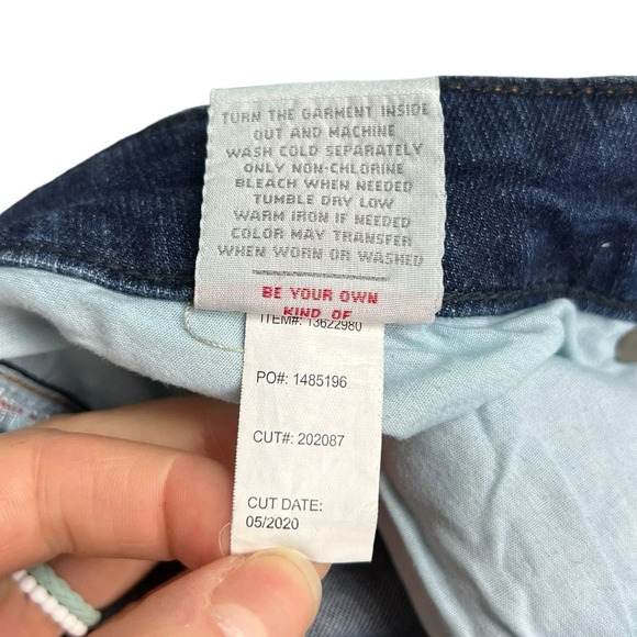 Torrid • Boyfriend Straight Vintage Stretch Mid-Rise Jean - Picture 8 of 8